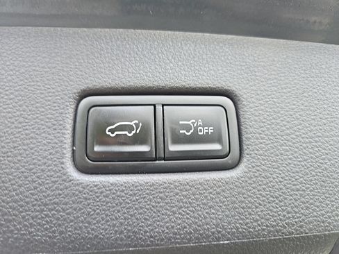 Certified 2024 Kia Carnival SX FWD image 34