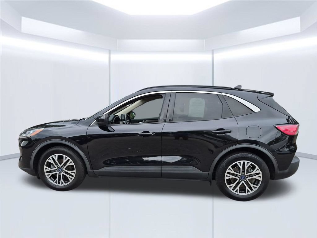 Used 2020 Ford Escape SEL FWD image 2