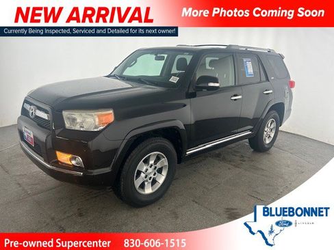 Used 2011 Toyota 4Runner SR5 w/ Convenience Pkg AWD/4WD image 1