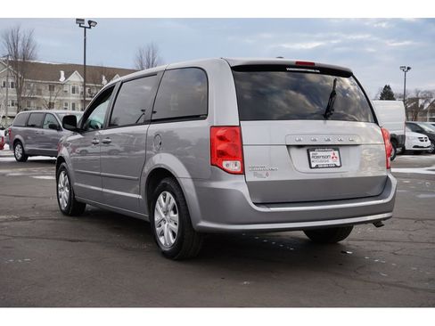 Used 2017 Dodge Grand Caravan SE w/ Power Window Group image 5
