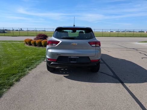 Used 2023 Chevrolet TrailBlazer LS AWD/4WD image 7