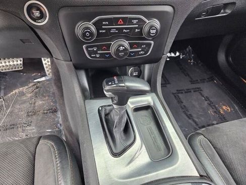 Used 2018 Dodge Charger R/T RWD image 6