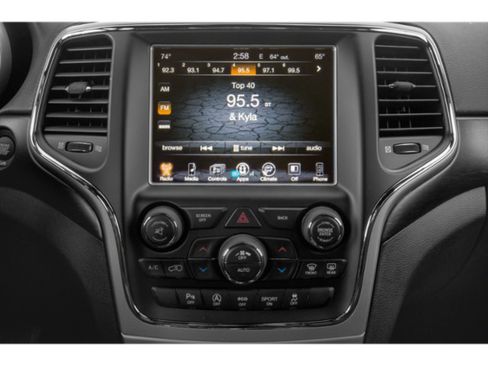 Used 2020 Jeep Grand Cherokee Laredo AWD/4WD image 7