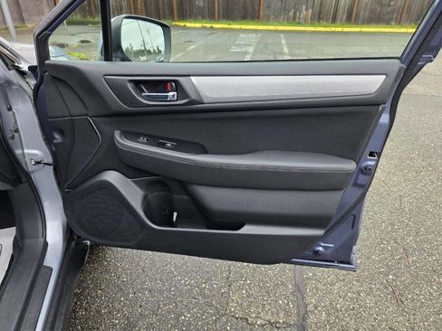 Used 2016 Subaru Outback 2.5i Premium image 47