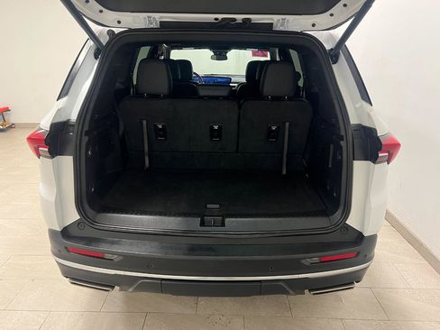 Used 2025 Buick Enclave Preferred FWD image 30