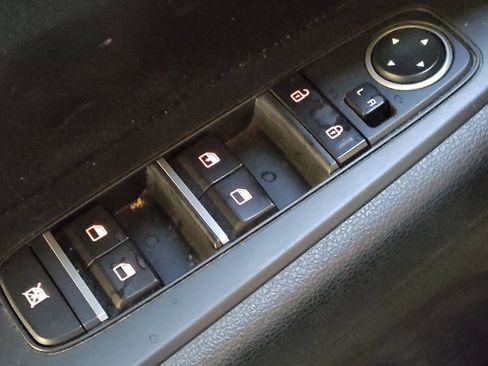 Used 2019 Kia Forte LXS FWD image 27