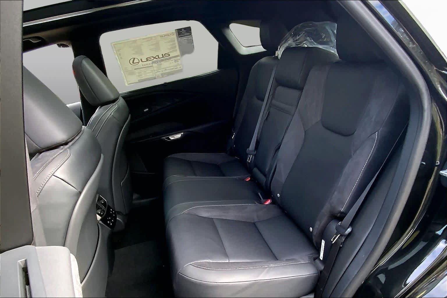 New 2026 Lexus RX 350 w/ Convenience Package AWD/4WD image 24