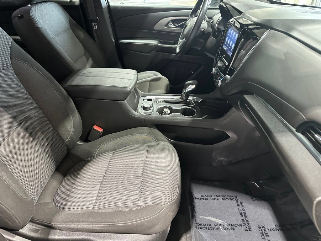 Certified 2023 Chevrolet Traverse LT AWD/4WD image 18