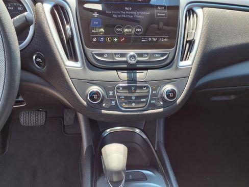 Used 2023 Chevrolet Malibu LT image 20