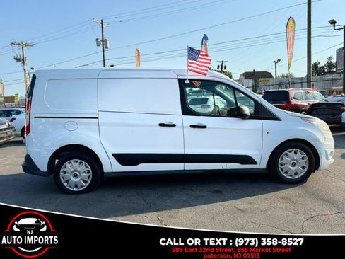 Used 2014 Ford Transit Connect XLT image 4