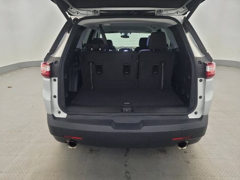 Used 2020 Chevrolet Traverse LT w/ LPO, Floor Liner Package AWD/4WD image 29