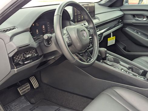 Certified 2025 Honda Accord Sport image 13