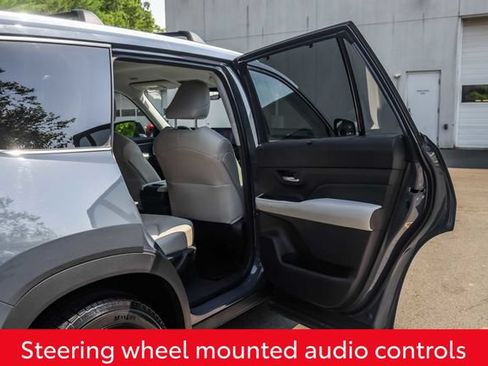 Used 2024 Toyota Grand Highlander AWD image 20