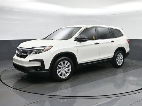 Used 2019 Honda Pilot LX image 3