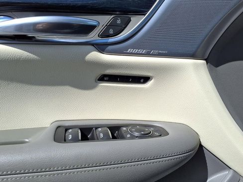 Used 2024 Cadillac XT6 Premium Luxury w/ Technology Package image 30