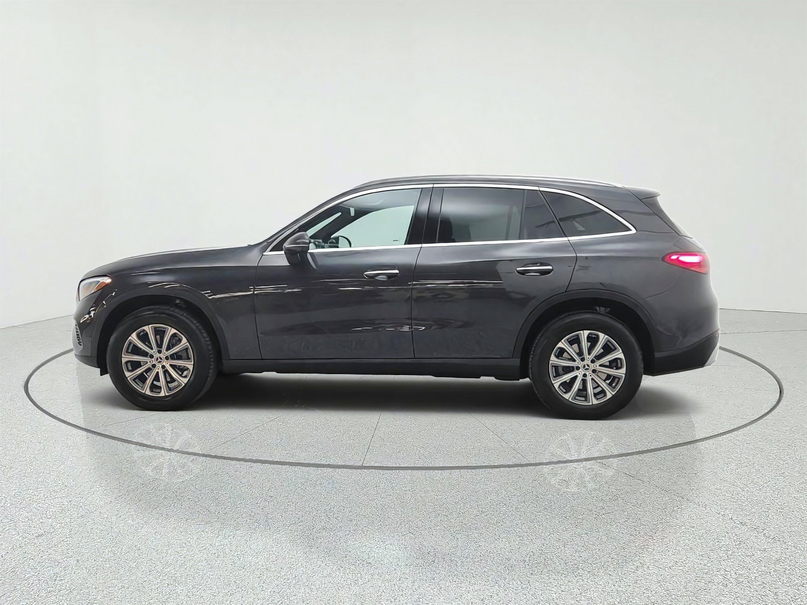 Certified 2026 Mercedes-Benz GLC 300 image 8
