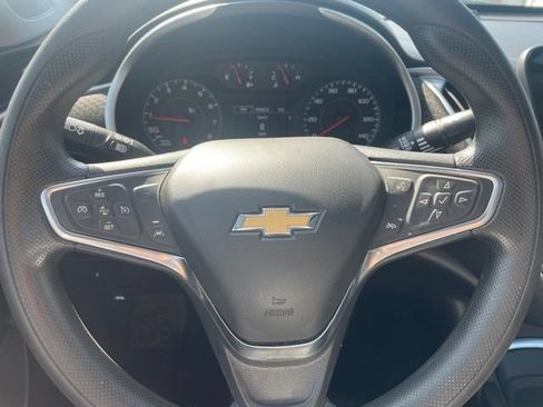 Used 2024 Chevrolet Malibu LT FWD image 14