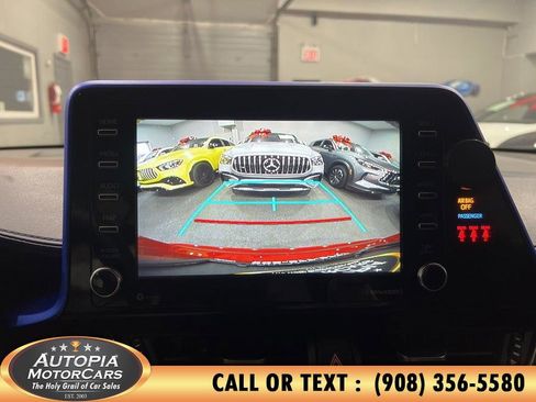 Used 2020 Toyota C-HR XLE image 27