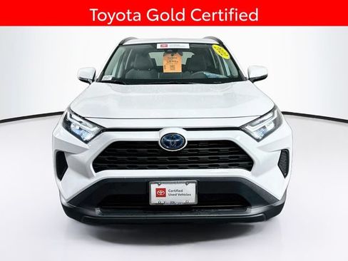 Certified 2022 Toyota RAV4 XLE AWD/4WD image 2
