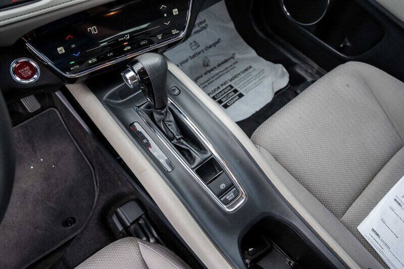 Used 2017 Honda HR-V EX image 15