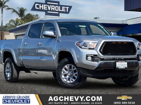 Used 2017 Toyota Tacoma SR5 w/ Tow Package image 1