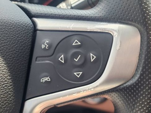 Used 2022 GMC Terrain SLE w/ LPO, Floor Liner Package FWD image 27