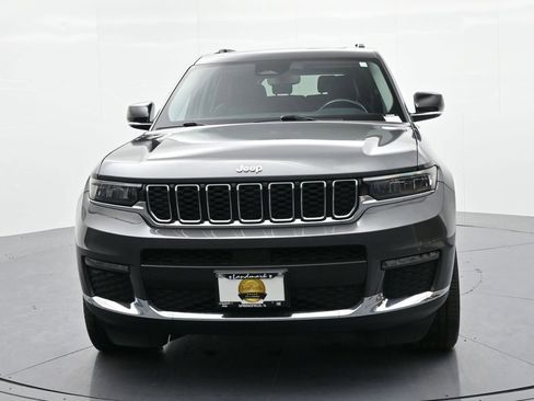 Used 2022 Jeep Grand Cherokee L Limited image 3