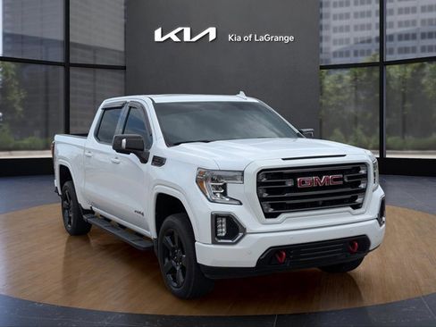 Used 2019 GMC Sierra 1500 AT4 w/ AT4 Premium Package image 3