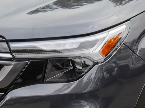 New 2025 Subaru Forester Limited image 8