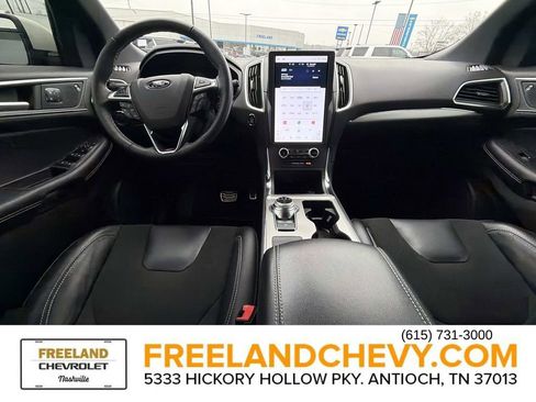 Used 2022 Ford Edge ST image 19