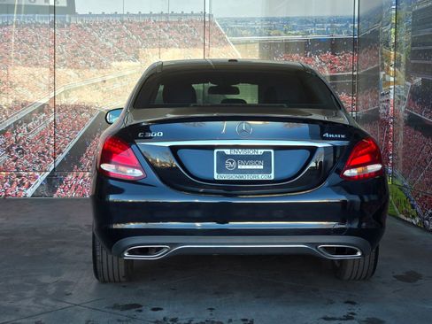 Used 2018 Mercedes-Benz C 300 4MATIC Sedan image 7