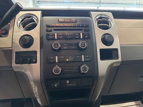 Used 2010 Ford F150 XLT image 9