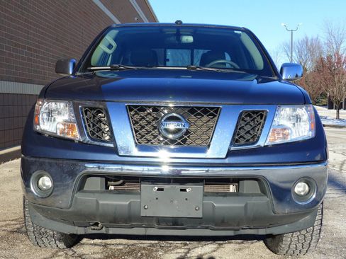 Used 2019 Nissan Frontier SL image 12