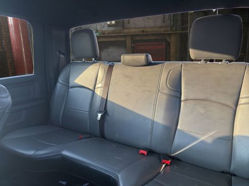 Used 2025 RAM 2500 Tradesman w/ Chrome Appearance Group image 12