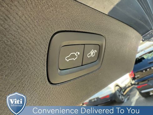 Certified 2023 Volvo XC90 B5 Core w/ Protection Package Premier image 25