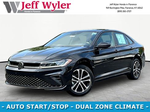 Used 2025 Volkswagen Jetta Sport FWD image 1