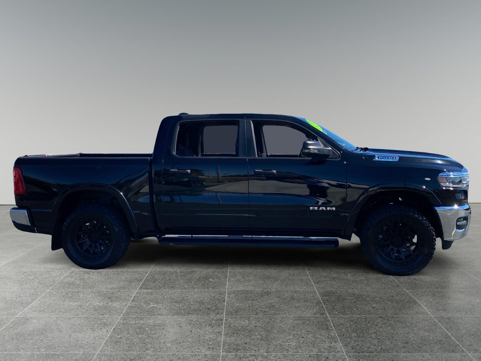 Used 2025 RAM 1500 Big Horn AWD/4WD image 6