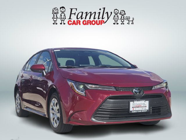 Used 2026 Toyota Corolla LE FWD image 2