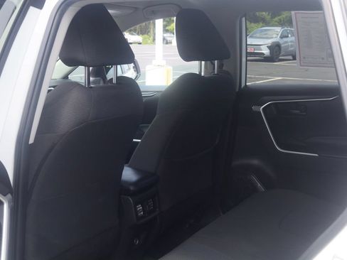 Used 2024 Toyota RAV4 LE AWD/4WD image 26