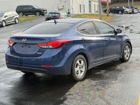 Used 2015 Hyundai Elantra SE image 20
