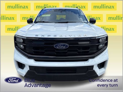 Certified 2025 Ford Expedition Active RWD image 11