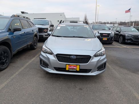 Used 2019 Subaru Impreza 2.0i Sport image 2