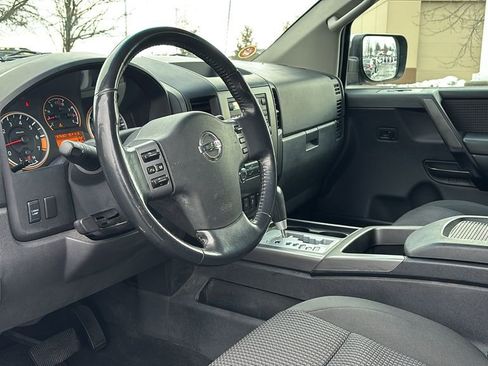 Used 2012 Nissan Titan SV w/ SV Value Truck Pkg image 22