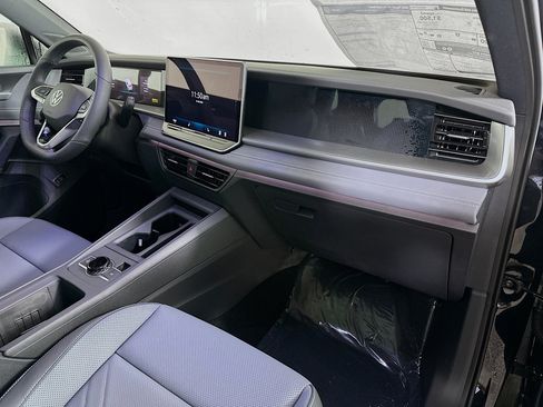New 2026 Volkswagen Tiguan SE R-Line AWD/4WD image 27