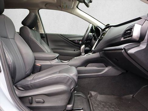 Used 2023 Subaru Outback Limited AWD/4WD image 29