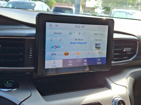 Used 2020 Ford Explorer XLT w/ Equipment Group 202A image 18