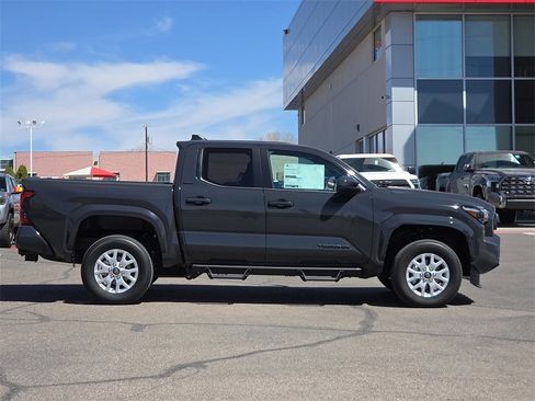 New 2026 Toyota Tacoma SR5 image 5