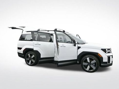 Used 2025 Hyundai Santa Fe Limited image 38