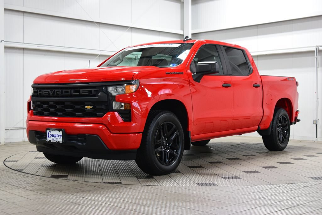 Used 2023 Chevrolet Silverado 1500 Custom AWD/4WD image 3