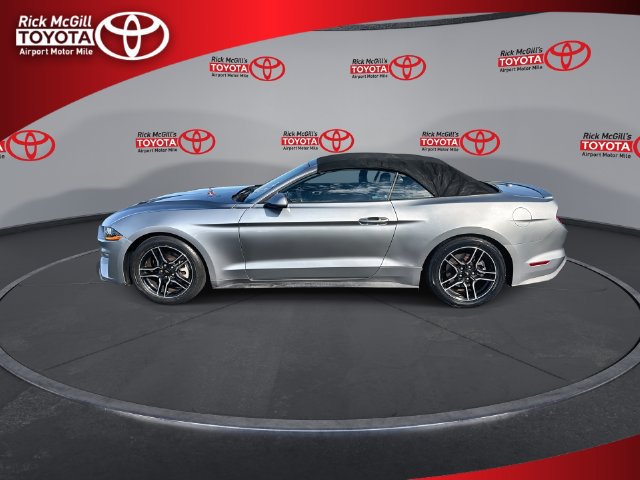 Used 2021 Ford Mustang Premium RWD image 5